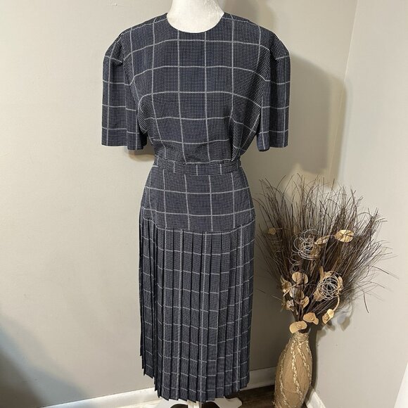 Kasper For ASL 2pc Skirt Blouse Set Square Dots Blue White Pleated Skirt Sz 14 - Picture 1 of 9